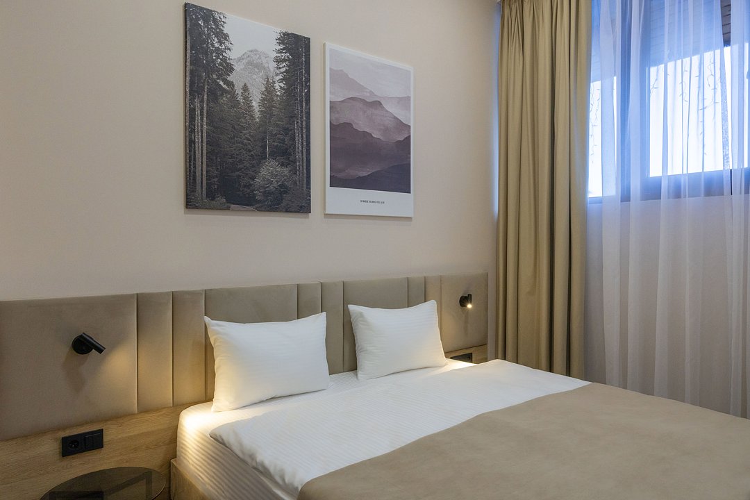 Люкс Аттик 2-местный 2-комнатный (мансардный)