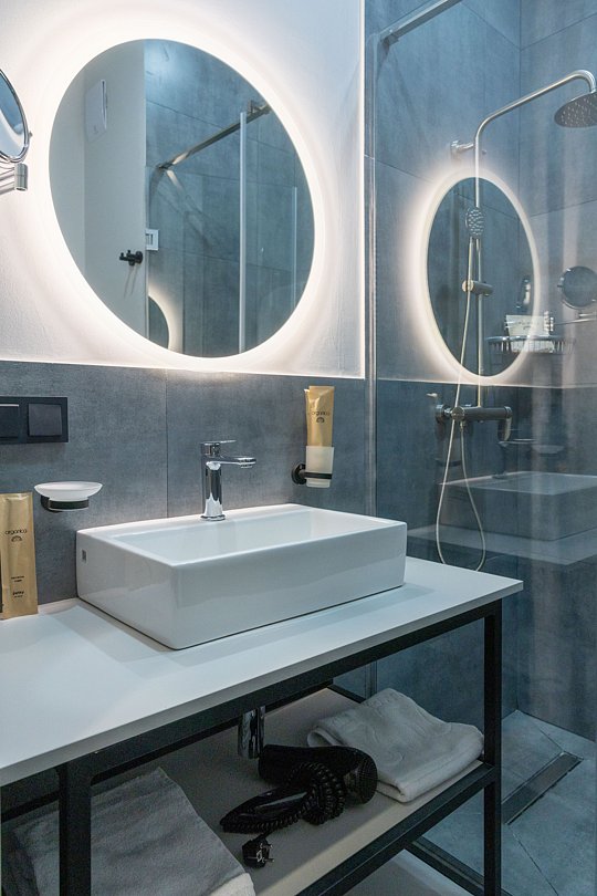 Полулюкс 2-местный 1-комнатный (с балконом)