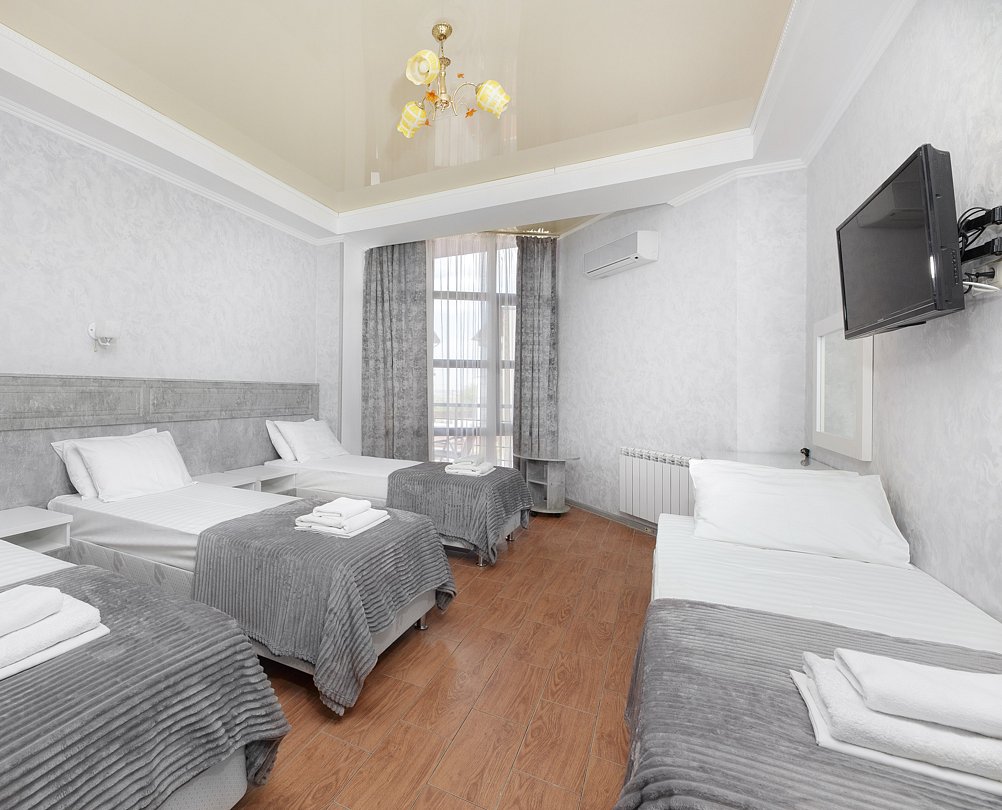 Стандартный Комфорт 4-местный (с балконом)