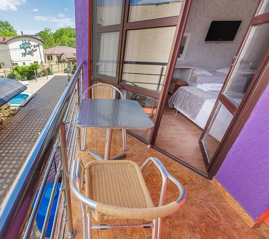 Стандартный Комфорт 4-местный (с балконом)