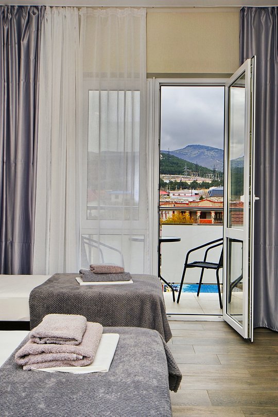 Люкс 3-местный