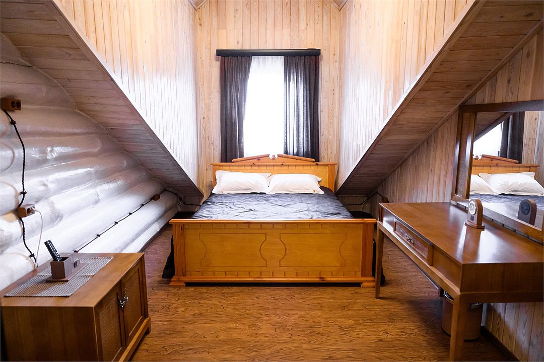 Коттедж 8-местный 5-комнатный (Берлога)