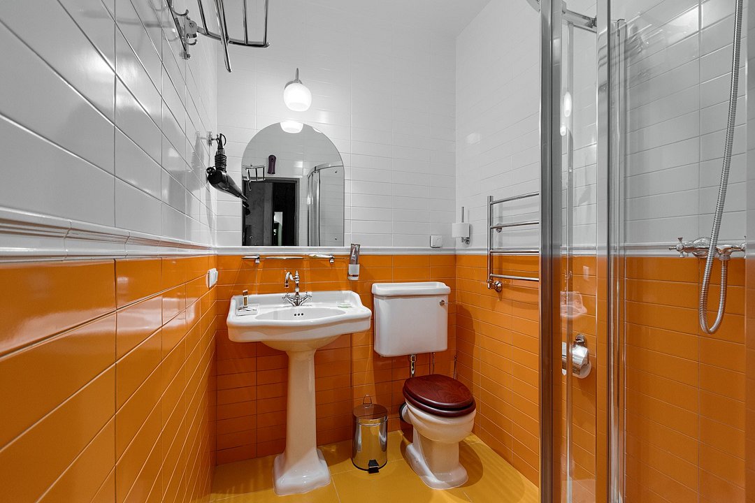 Номер Купе 2-местный 1-комнатный (с одной большой кроватью)