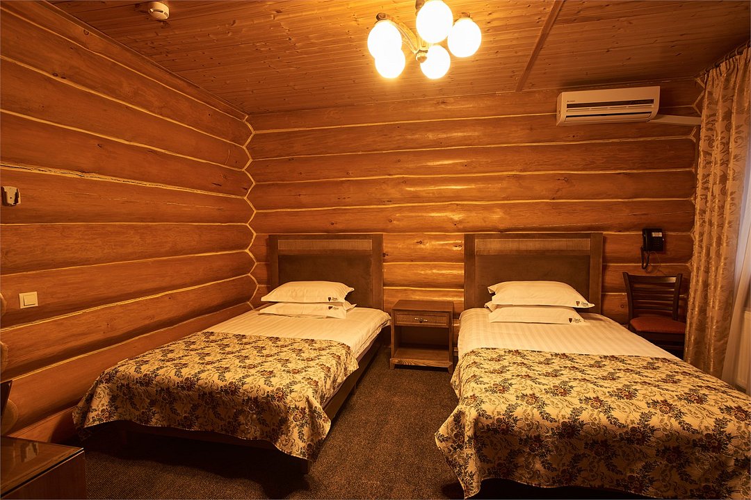 Семейный 3-местный 1-комнатный (в Бревенчатом доме)