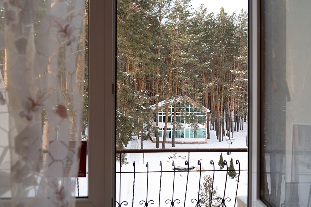 Люкс Семейный 1-местный 2-комнатный с балконом №301 (корпус 1)