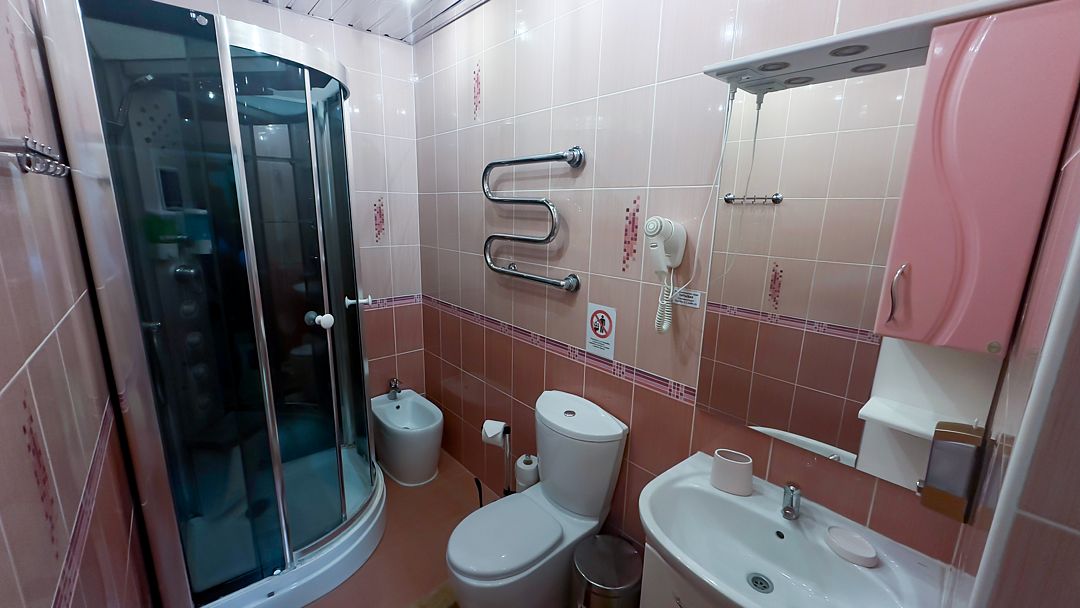 Люкс Семейный 2-местный 3-комнатный с балконом №101 (корпус 1)