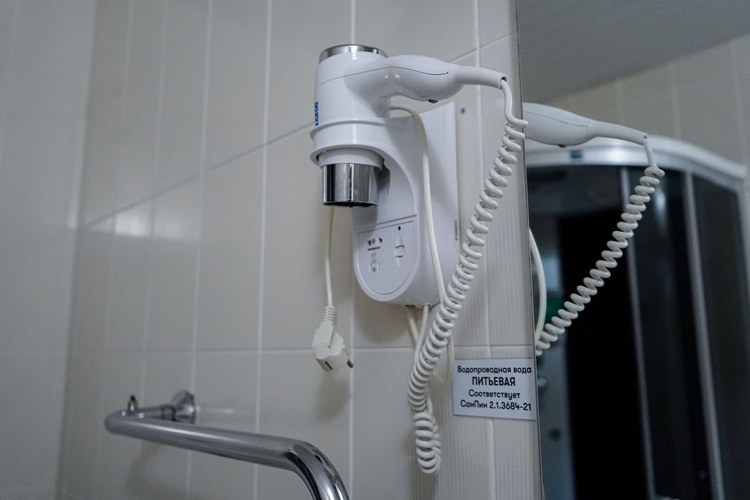 Полулюкс 2-местный 2-комнатный с балконом (корпус 2)