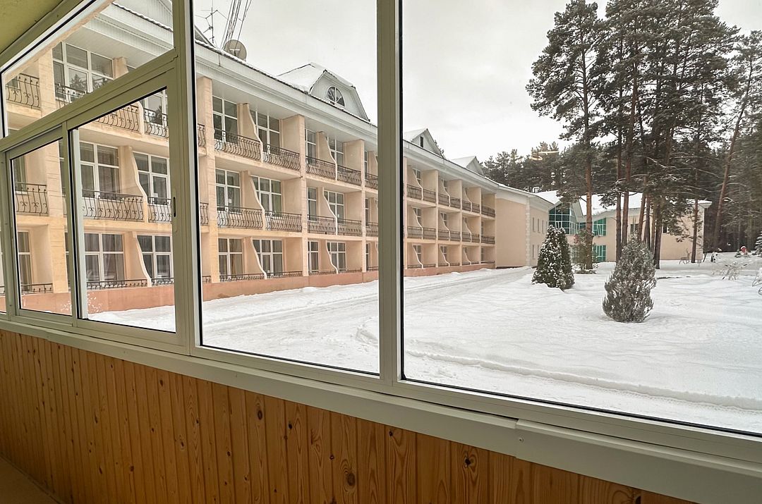 Полулюкс 2-местный 2-комнатный с балконом (корпус 2)