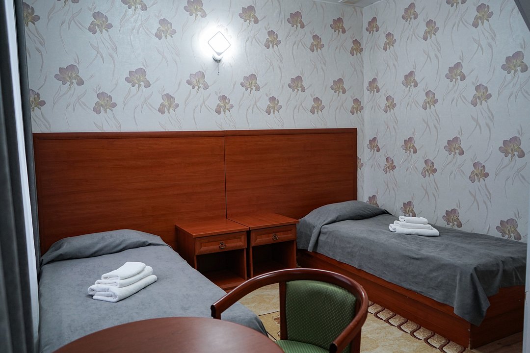 Полулюкс 2-местный с балконом (корпус 3)