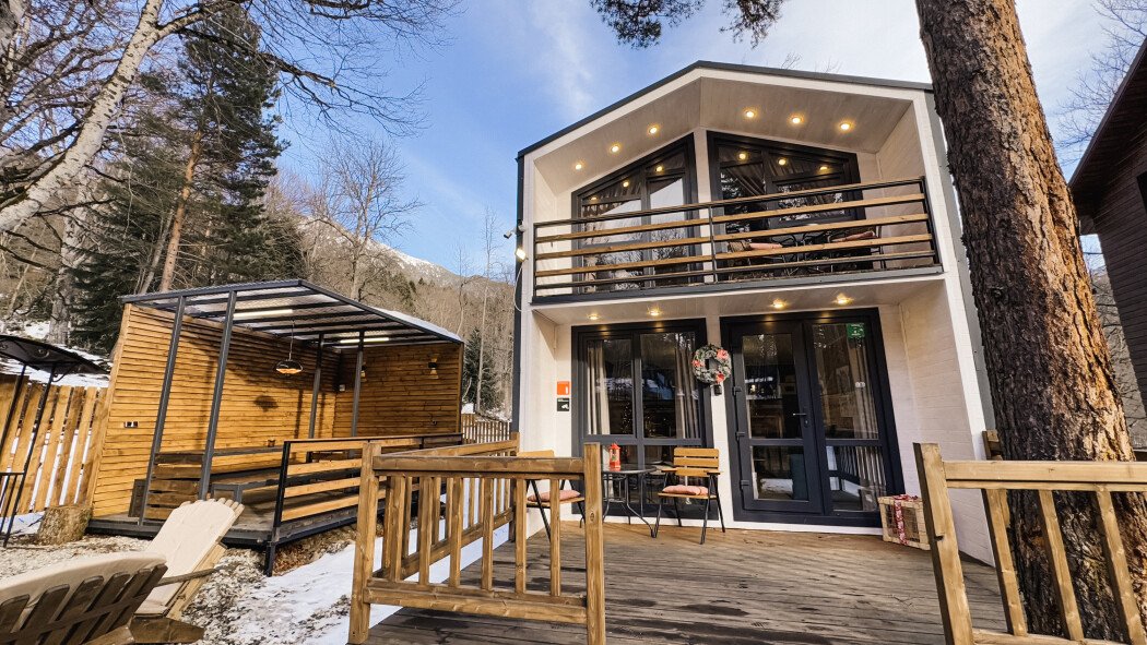 База отдыха Хижина Лесника , Республика Карачаево-Черкесия, Архыз село Нижняя Ермоловка Зеленчукский район