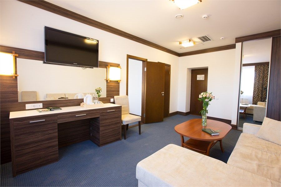 Сюит 2-местный