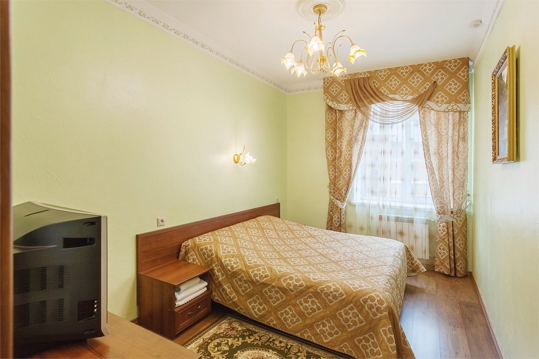 Люкс 2-местный 2-комнатный (основной корпус)