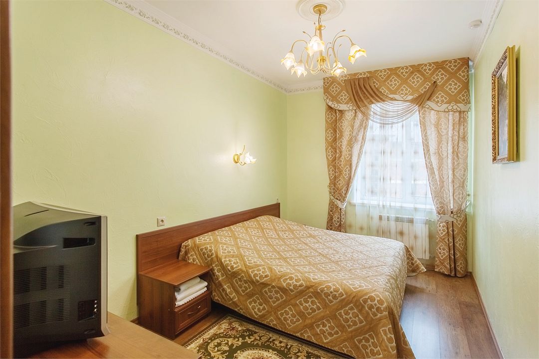 Люкс 2-местный 2-комнатный (основной корпус)