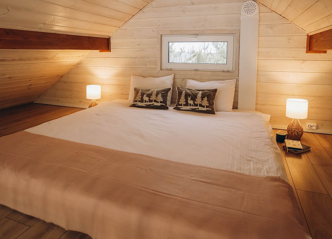 Барн 4-местный Солнечный