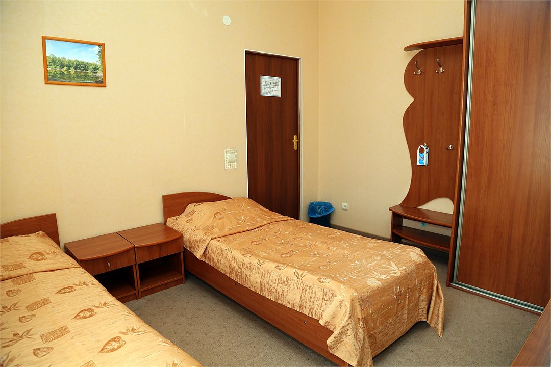 Номер 2-местный (с/у на этаже)