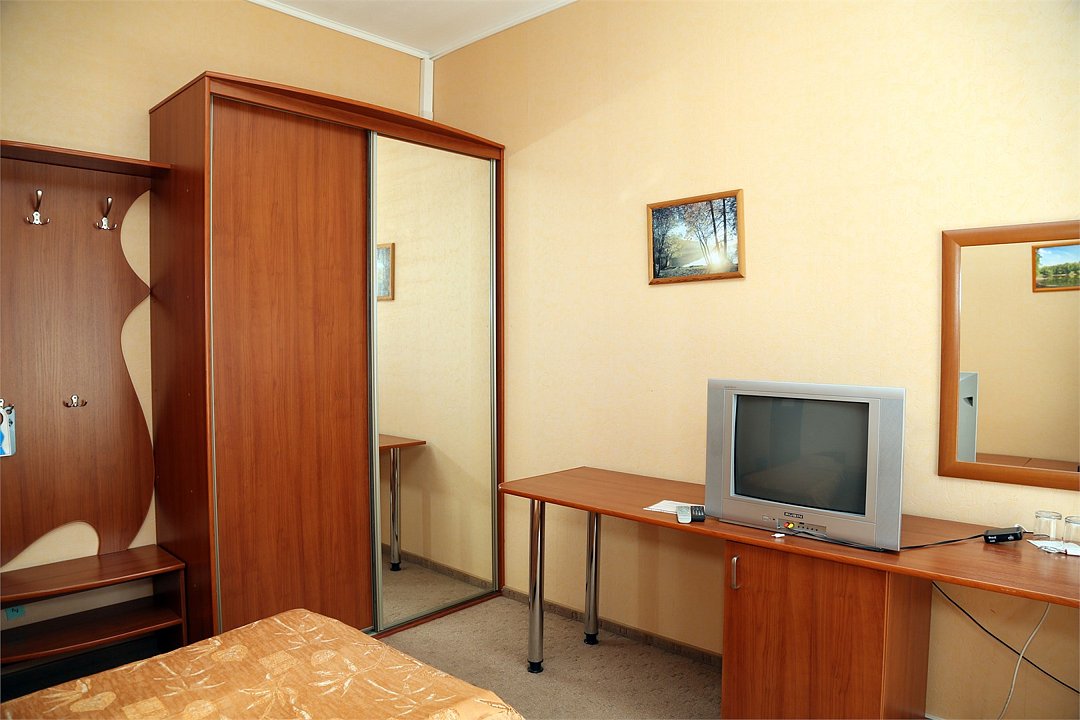 Номер 2-местный (с/у на этаже)