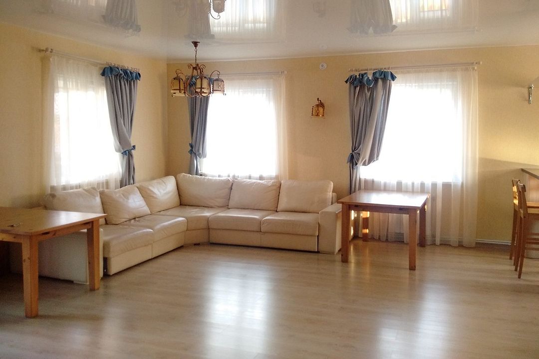 Коттедж 10-местный 5-комнатный (У пруда)