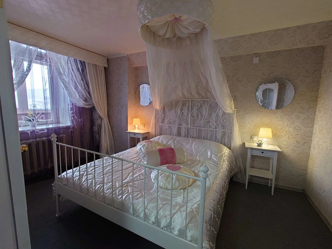 Люкс 2-местный 2-комнатный (Свадебный)