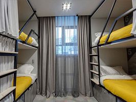 Место 110/200 на 2-ярусной кровати в 8-местн общем номере для  женщин, Апартаменты Vdali Poshtel на Белинского, Екатеринбург