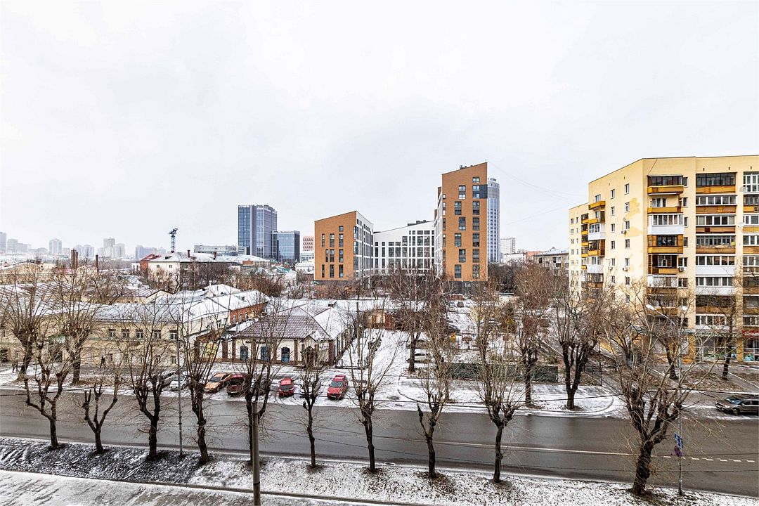 Студия 3-местный (86-5824)