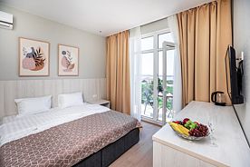 Семейный двухкомнатный с балконом, Отель Милан, Геленджик