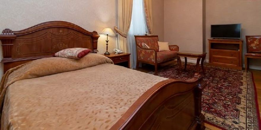 Джуниор сюит 1-местный 1-комнатный (корпус №5)