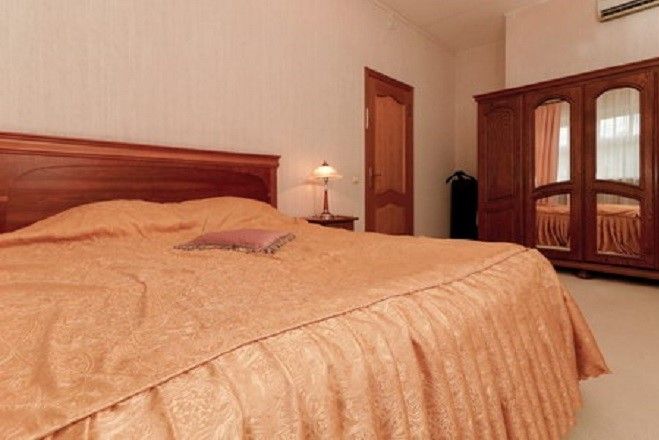 Джуниор сюит 2-местный 2-комнатный (корпус №2)