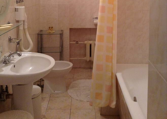 Люкс 2-местный 2-комнатный (№ 201)