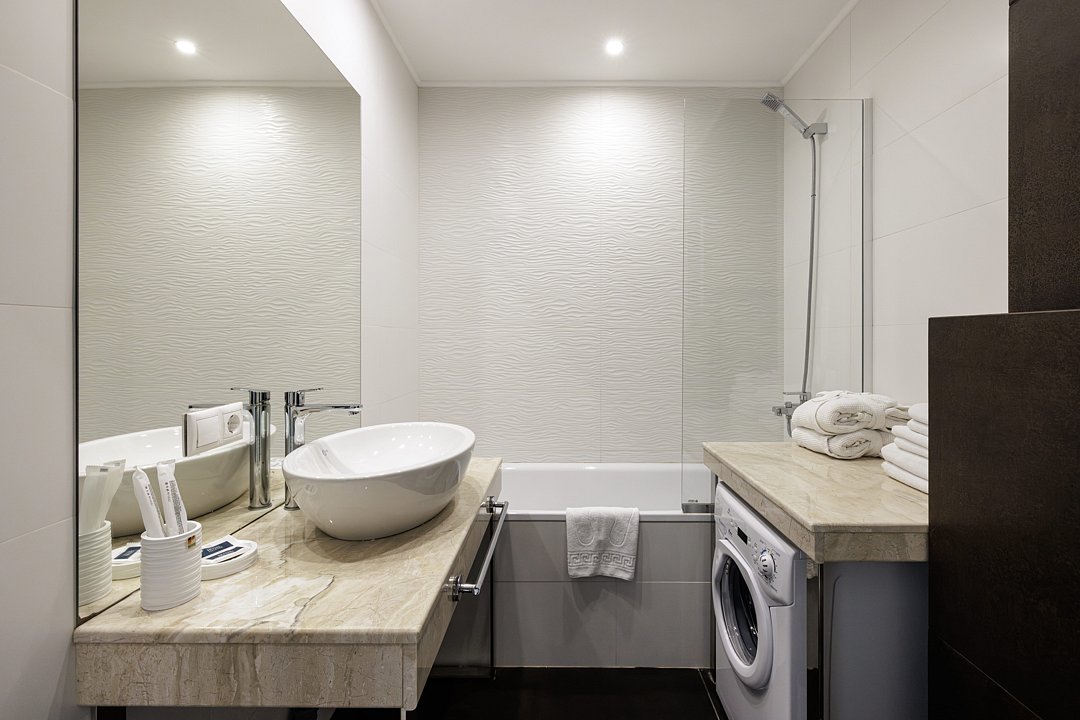 Апартаменты Премиум Делюкс 2-местный (с боковым видом на море)