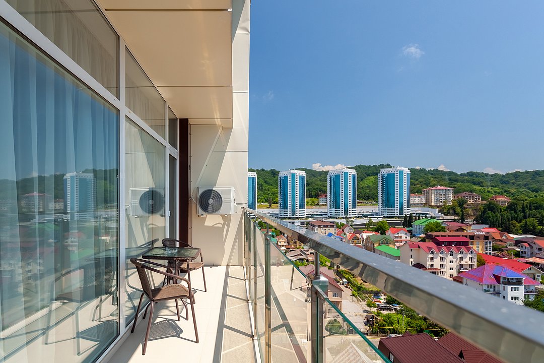 Апартаменты Премиум Делюкс 2-местный (с боковым видом на море)