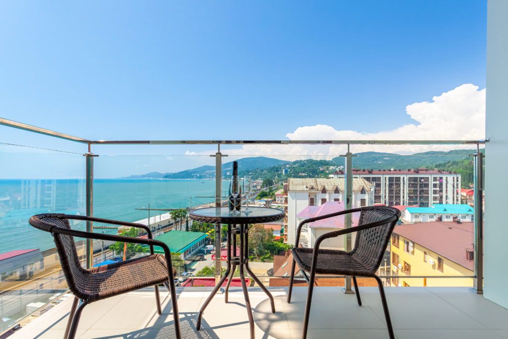 Апартаменты Улучшенные 4-местные (с видом на море)