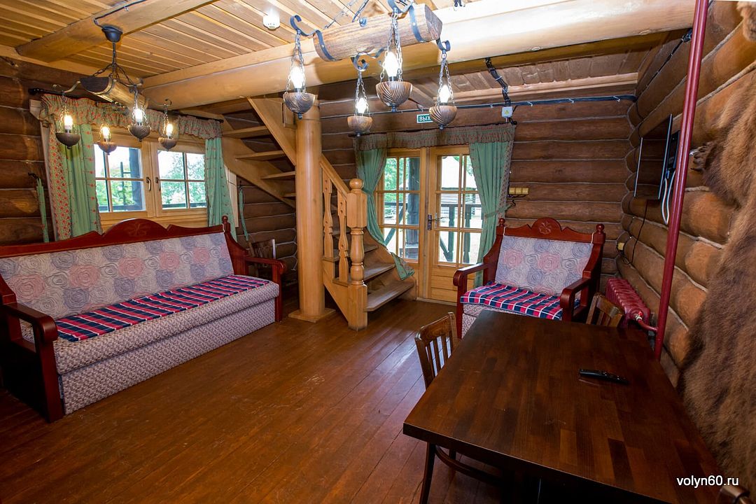 Дом 4-местный 2-комнатный (Дом Егеря)