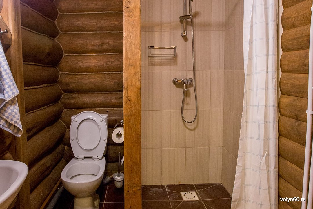 Дом 4-местный 2-комнатный (Дом Егеря)