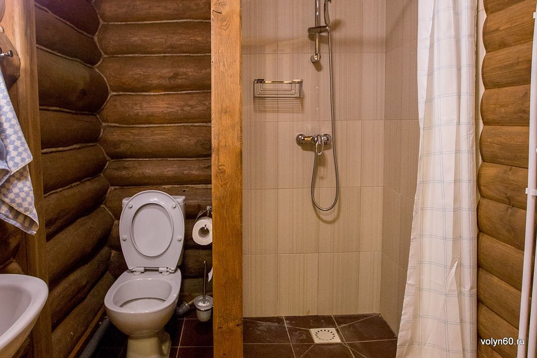 Дом 4-местный 2-комнатный (Дом Егеря)