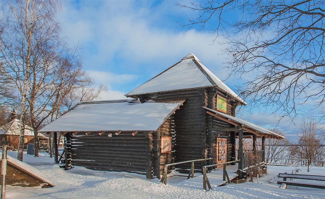 Дом 4-местный 2-комнатный (Дом Егеря)