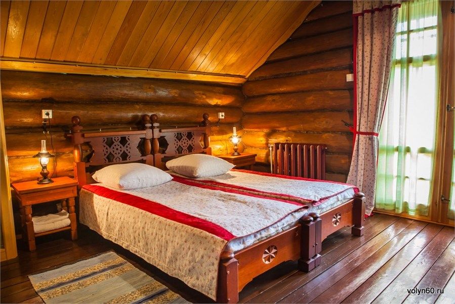 Коттедж 4-местный 2-комнатный (Волынский)