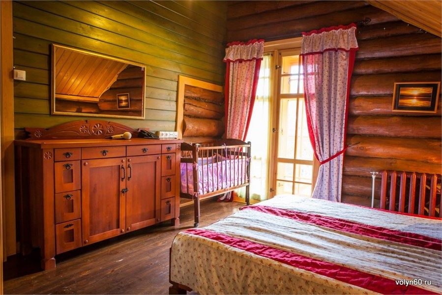 Коттедж 4-местный 2-комнатный (Волынский)