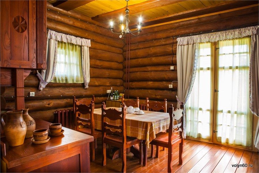 Коттедж 4-местный 2-комнатный (Волынский)