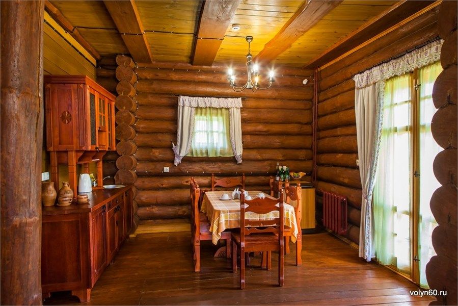 Коттедж 4-местный 2-комнатный (Волынский)