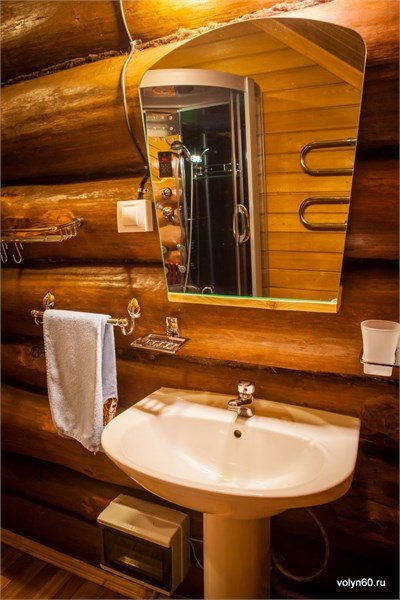 Коттедж 4-местный 2-комнатный (Волынский)