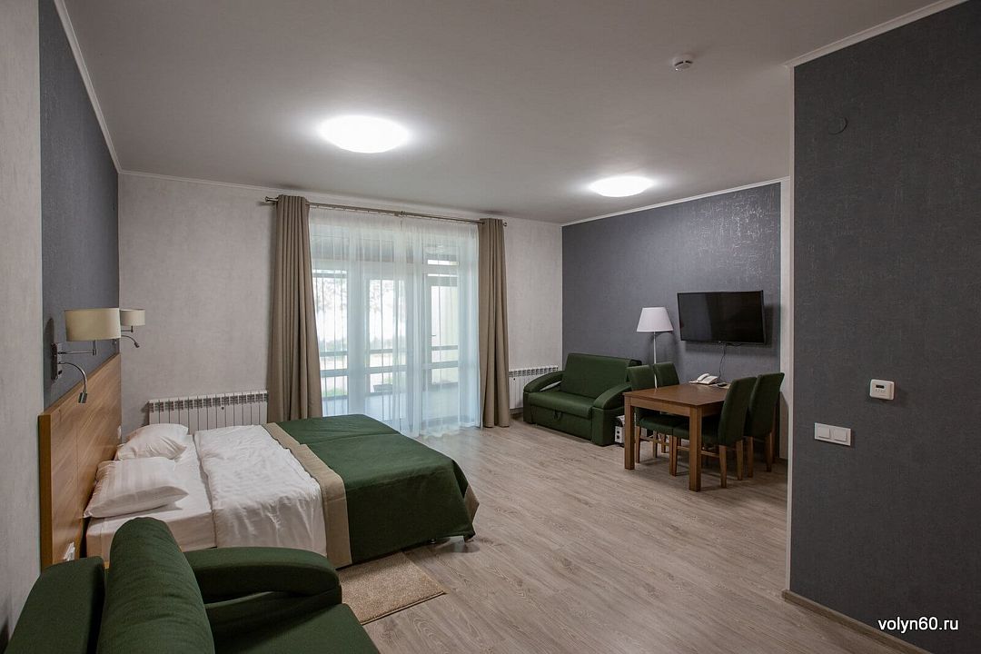 Семейный 4-местный 2-комнатный (Улучшенный)