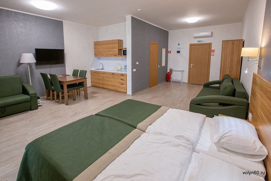 Семейный 4-местный 2-комнатный (Улучшенный)