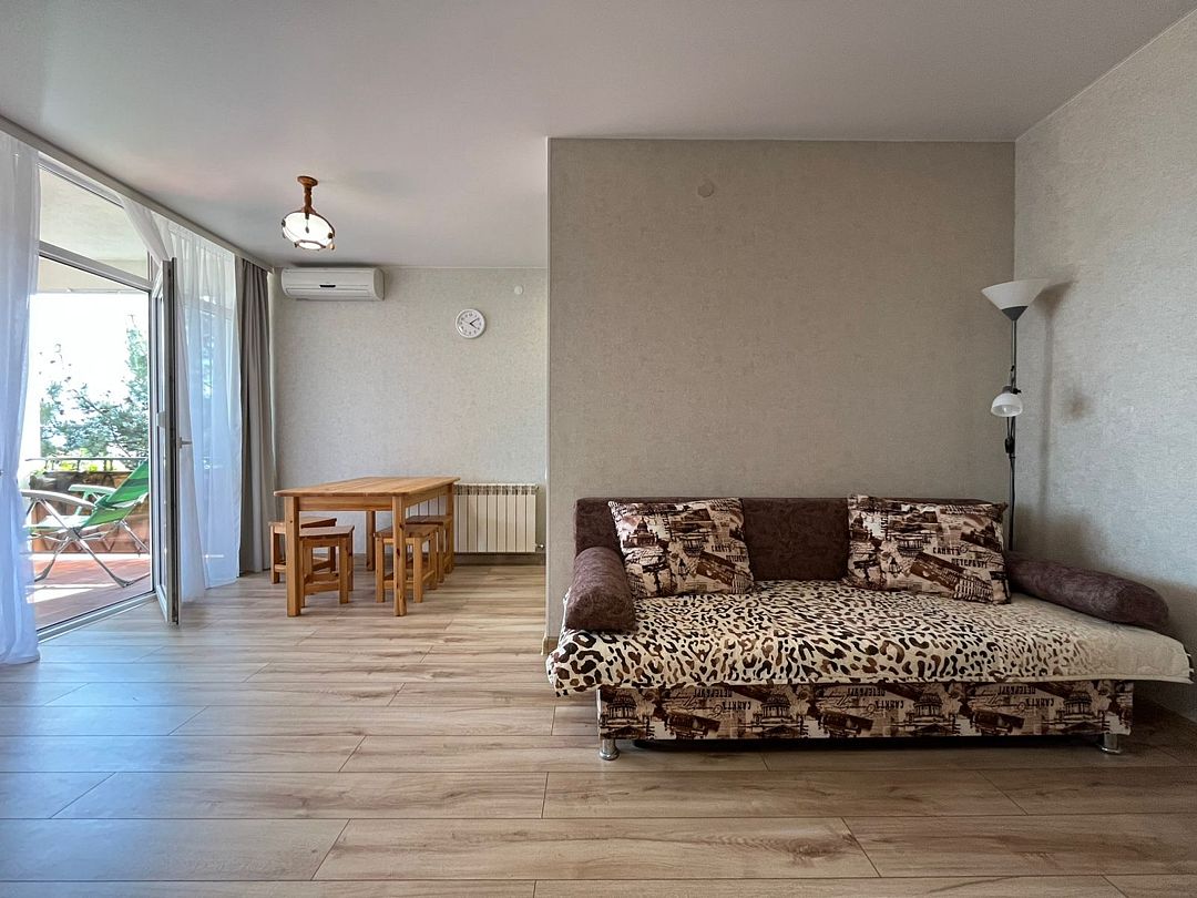 Полулюкс улучшенный 4-местный 1-комнатный (вид на море) №3