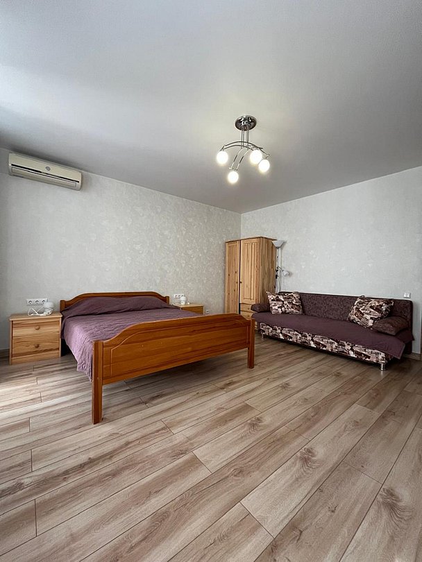 Стандартный 4-местный 1-комнатный (боковой вид на море) №4