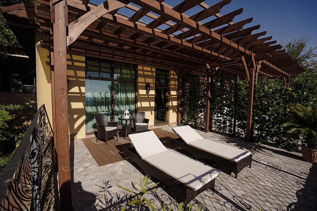 Junior Suite Chocolate (Double)