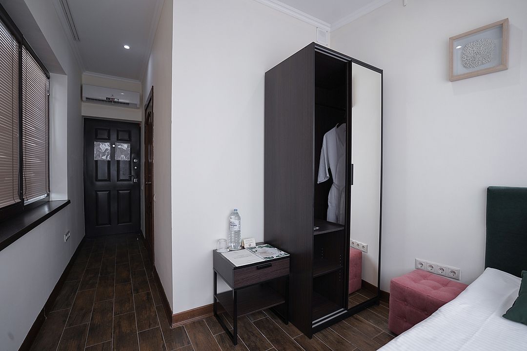 Standard Classic Terrace (Single, 18)