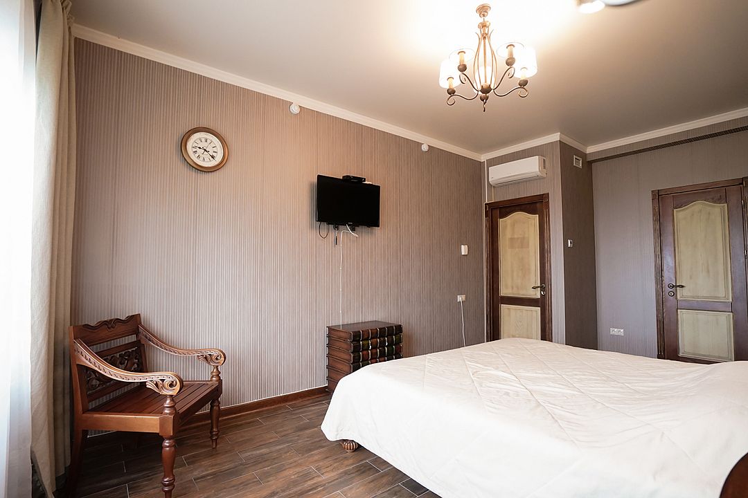 Standard Premium Business (Double)