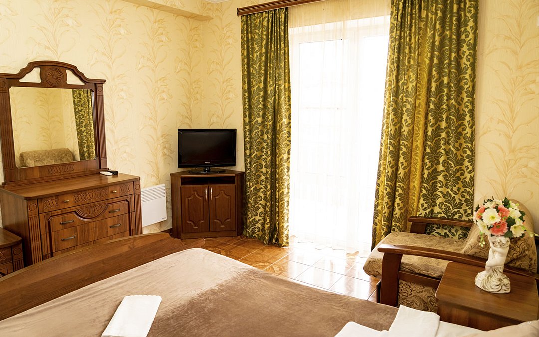 Люкс 5-местный 2-комнатный