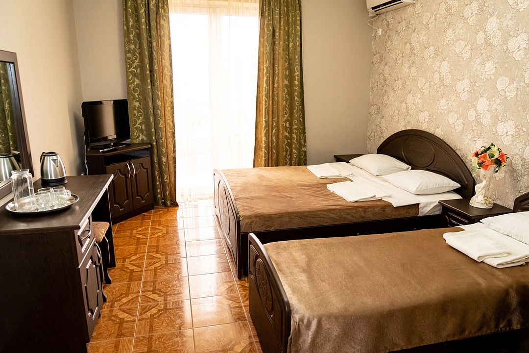 Полулюкс 4-местный