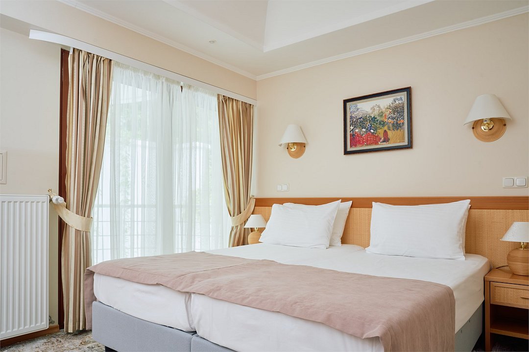 Дуплекс 2-местный 3-комнатный 2-уровневый (с двумя спальнями Вилла 3, 8, SPA-отель)